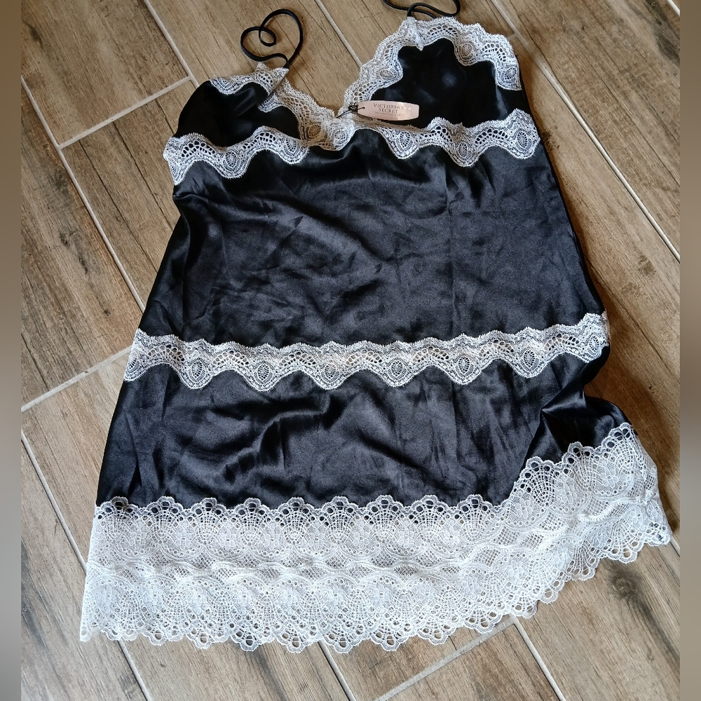 Victoria's Secret Black & White Lace Satin Chemise